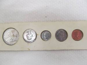 lot 48 image: coins