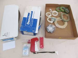 lot 70 image: office supplies