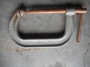 lot 10 image: 4 Large C-Clamps