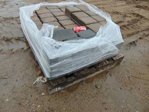 lot 14 image: Landscaping Blocks