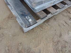 lot 16 image: Landscaping Blocks