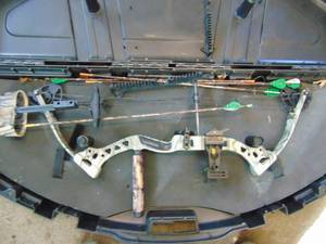 lot 62 image: Bowtech Diamond Compound Bow With Case