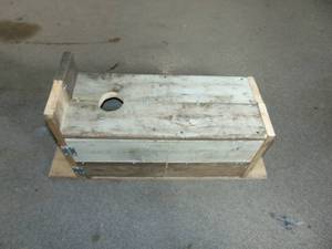 lot 81 image: Wood Duck Bird House