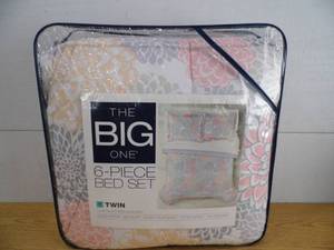 The Big One 6 Pc Bed Set