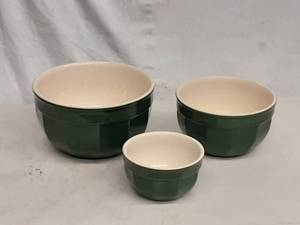 lot 6 image: Set Of 3 Crock Bowls By Emile Henry Williams Sonoma
