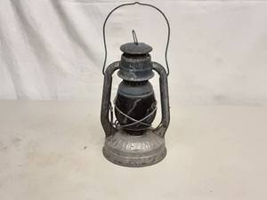 lot 14 image: Dietz Little Wizard Lantern (BlueRed Glass Globe)
