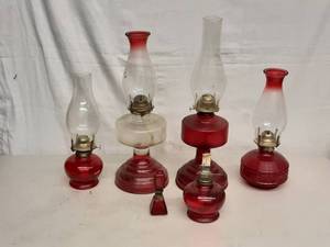 lot 18 image: 6-Assorted Red Oil Lamps