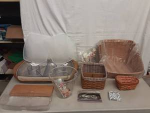 lot 41 image: Longaberger Relish Dish With Server Basket, Assorted Longaberger Baskets, Inserts, Dividers, Accessories