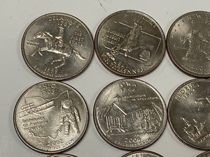 lot 27 image: (10) Different Statehood Quarters -- Unc