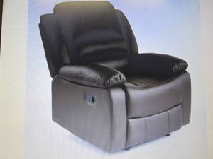 lot 1 image: Overstuffed Recliner no box Retail ...