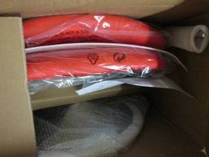 lot 25 image: Gaslift Bar Stool open box Retail $...