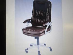 lot 34 image: Executive Office Chair open box Ret...