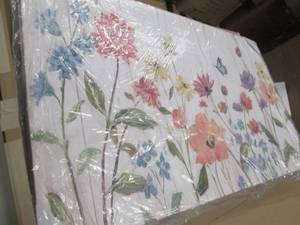 lot 40 image: Large Floral Canvas open box Retail...