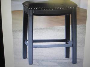 lot 85 image: 2 Hudson Bar Stools open box Retail...