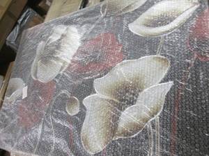 lot 96 image: Glitter Floral Print open box, brok...