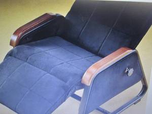 lot 127 image: Zero Gravity Chair open box Retail ...