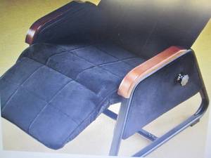 lot 128 image: Zero Gravity Chair open box Retail ...