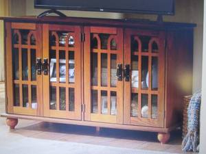 lot 166 image: Arched-Door Mission Style 4-Door TV...