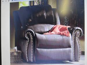 lot 190 image: Nailhead Recliner open box Retail $...