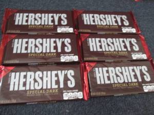 lot 287 image: 6- 4.25 oz Bars Hersheys Special D...