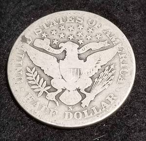 lot 26 image: 1914-S BARBER HALF DOLLAR