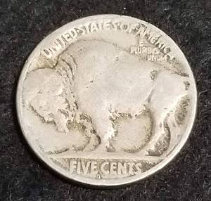 lot 32 image: 1923-S US BUFFALO NICKEL BETTER DATE