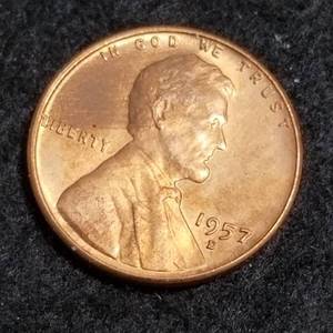 lot 30-A image: BU ROLL OF 1957-D US WHEAT CENTS (50 COINS)