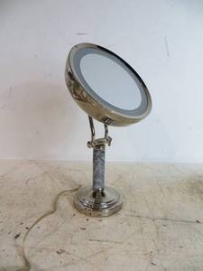 Lighted Makeup Mirror