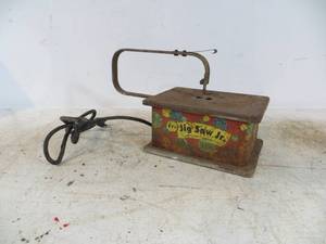 VINTAGE Jig Saw Jr. Toy