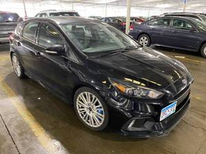 lot 4 image: 2017 Ford Focus RS AWD