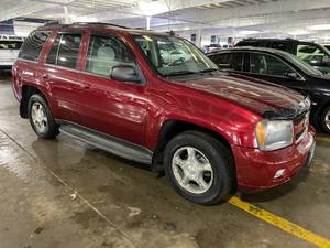 lot 13 image: 2008 Chevrolet Trailblazer LT 4x4
