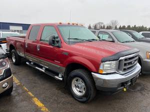 lot 20 image: 2003 Ford F-250 Lariat Long Box 4x4