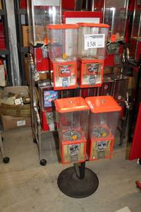 lot 158 image: Bulk Candy 4-Head Dispenser Stand $.25