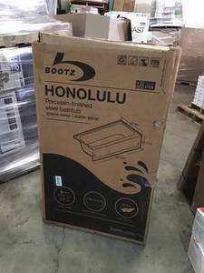 lot 7 image: BOOTZ INDUSTRIES Honolulu 46.5 in. Right Drain Rectangular Alcove Soaking Bathtub in White
