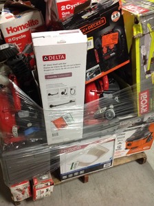 lot 40 image: PALLED OF MIXED OUTDOOR ASSORTED TOOLS AND ACCESSARIES. AND MORE ORIGINAL CUSTOMERS RETURNS REVIEW PICTURES