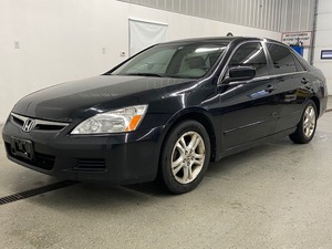 lot 6 image: 2007 Honda Accord