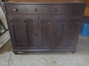 lot 2 image: Expresso Cabinet Bar and wine (with...