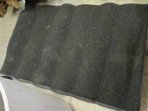 lot 84 image: 3 ft x 5 ft Commercial Rug...
