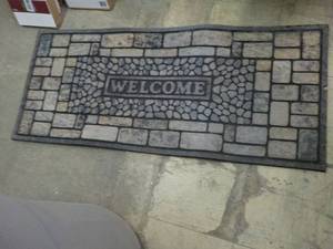 lot 86 image: 20 x 47 Welcome Rubberized Mat-Slig...