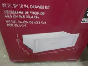 lot 109 image: Closet maid 25 x 10 drawer Kit...