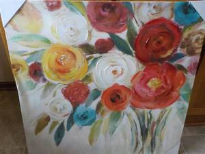 lot 119 image: 32 Square Floral Canvas new in box...