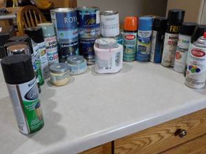 lot 139 image: Lot of Paint and spray paint- all p...