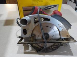 lot 142 image: Tool Shop 7 14 Circular Saw...