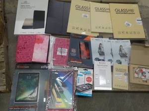 lot 189 image: Screen ProTectors, Lap Top Cases an...