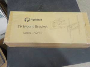 lot 196 image: Pipishell TV Mount Bracket...