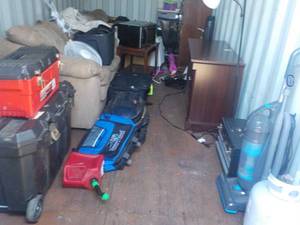 lot 251 image: 8 ft x 20 ft Contents of a sea cont...