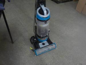 lot 255 image: Clean View Swivel Bissell...