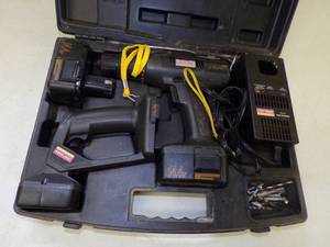 lot 48 image: Craftsman 14 V Cordless Drill