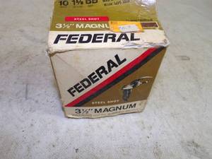 lot 9 image: Federal 10 Gauge 3 12 BB Steel Shot Full Box Shotgun Shells