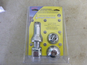 lot 28 image: Valley Interchangeable Trailer Ball System